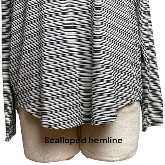Athleta Women’s Cloudlight Stratus Black/Ivory Striped Top Scoop Neck LS Sz M - Picture 10 of 14